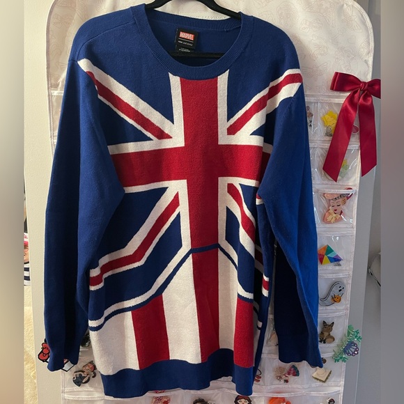 Her Universe Marvel Captain Carter Sweater - Picture 9 of 16